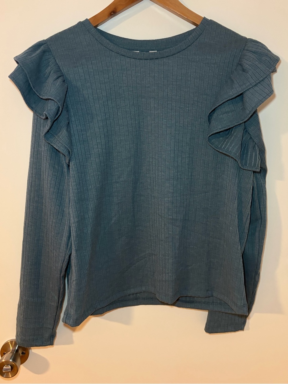Nicole Miller Slate Blue Ribbed Ruffle-Sleeve Top